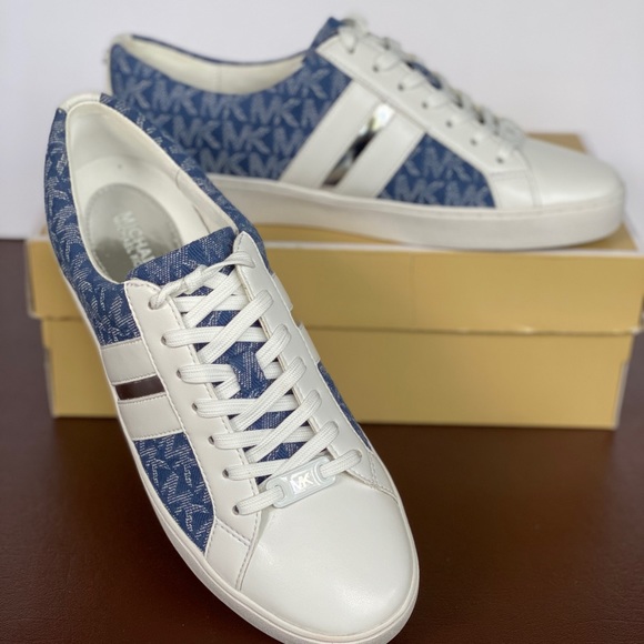 MICHAEL KORS Catelyn Stripe Lace up Jacquard - Picture 5 of 9